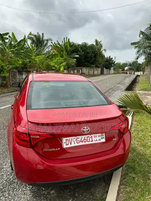 Toyota Corolla SE Special Edition 4dr Sedan (1.8L 4cyl CVT) 2017 Red