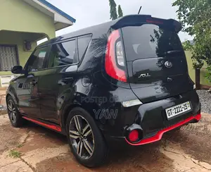 Kia Soul ! 4dr Wagon (2.0L 4cyl 6A) 2015 Black
