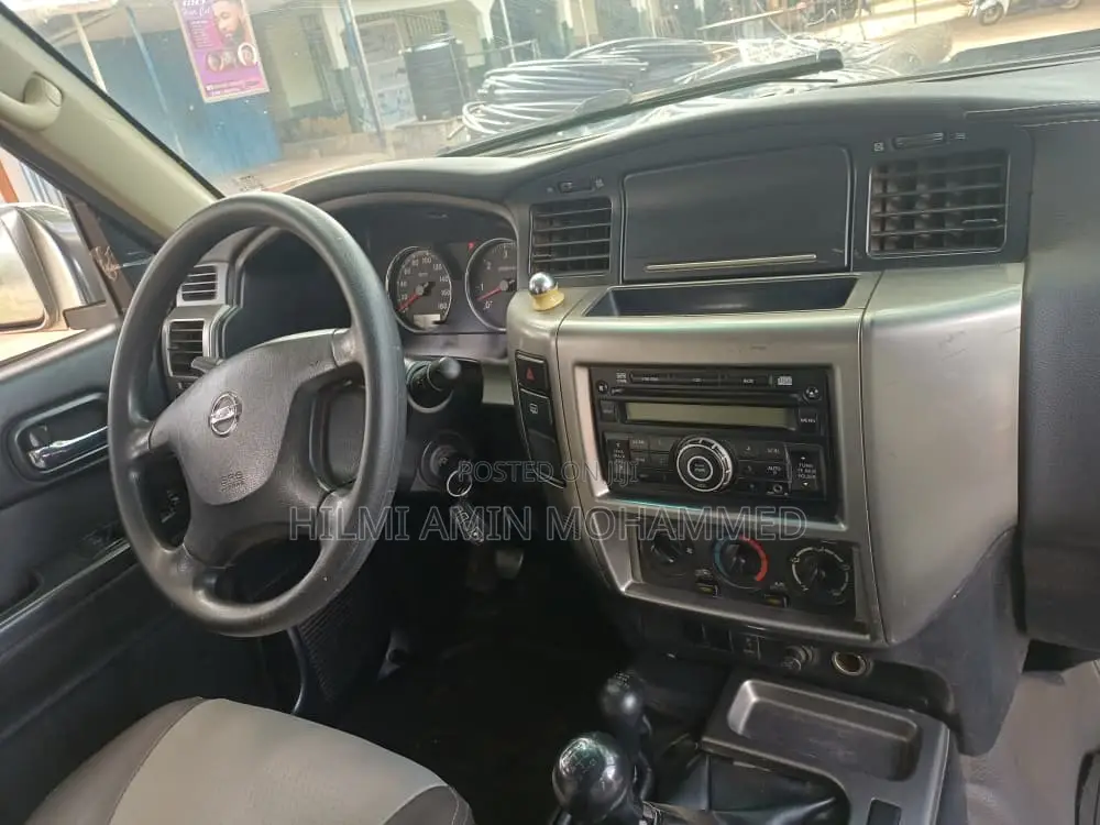 Nissan Patrol 2014 Silver