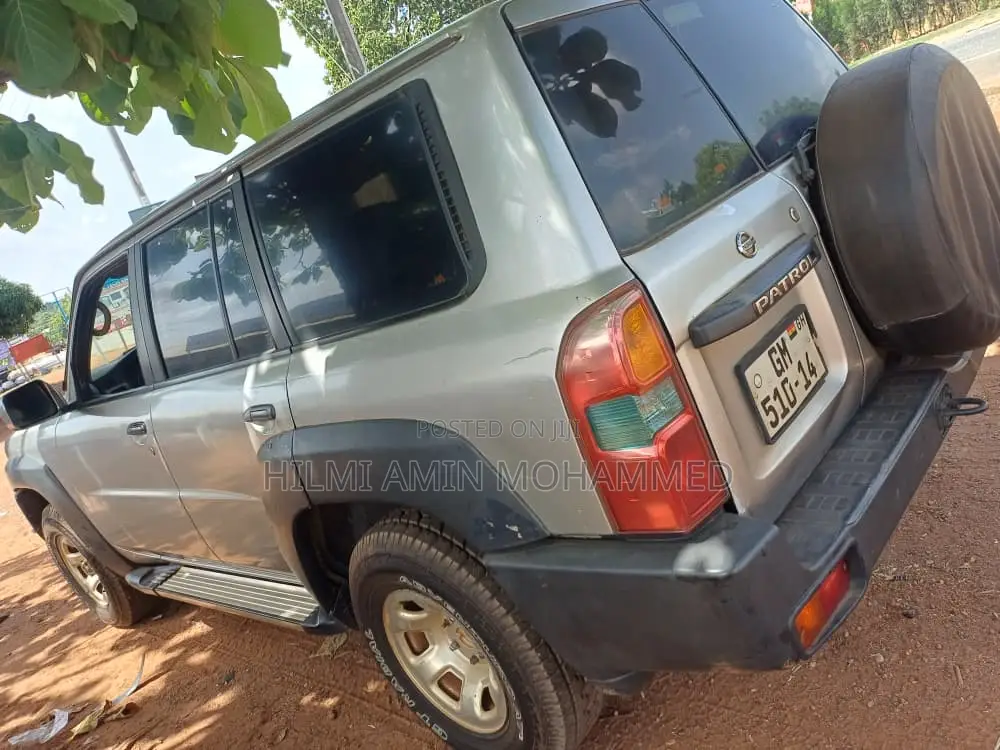 Nissan Patrol 2014 Silver