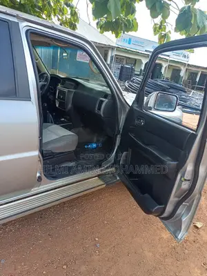 Nissan Patrol 2014 Silver