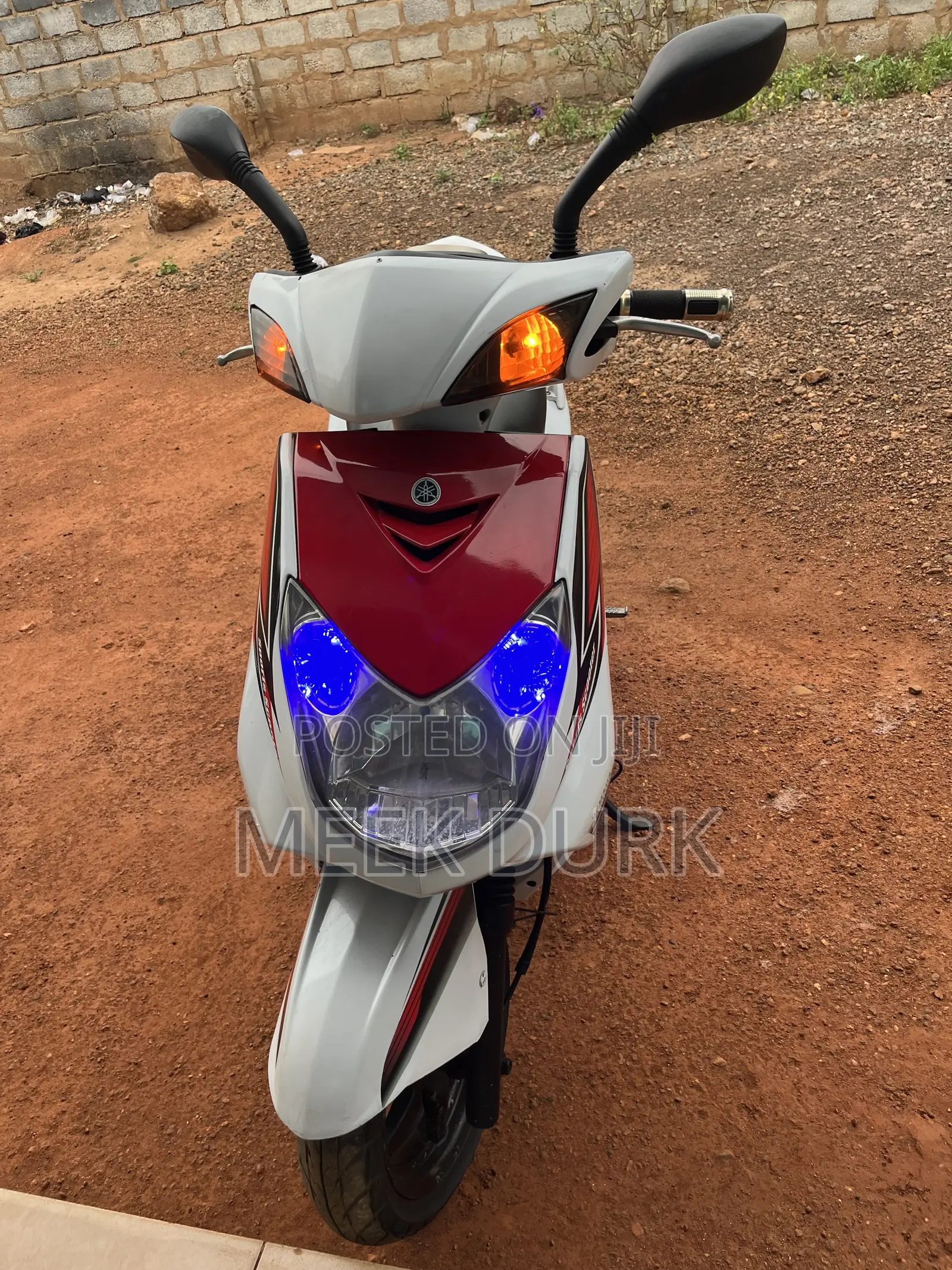 Yamaha 2015 Red