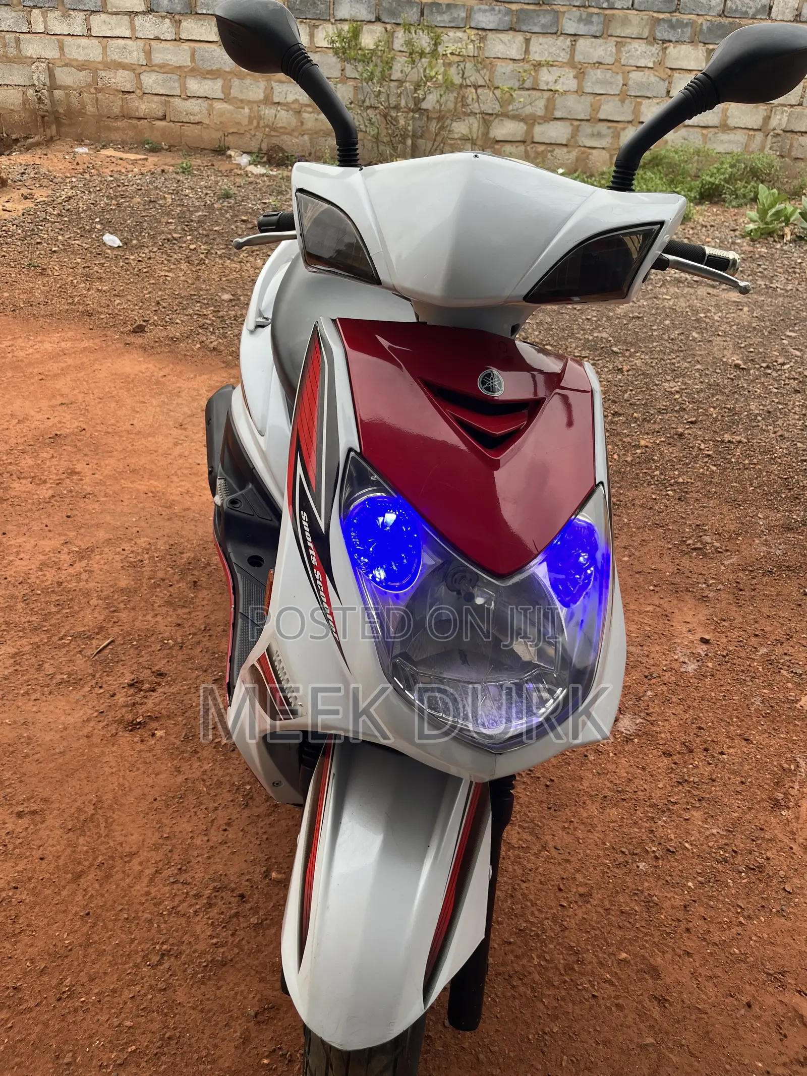 Yamaha 2015 Red