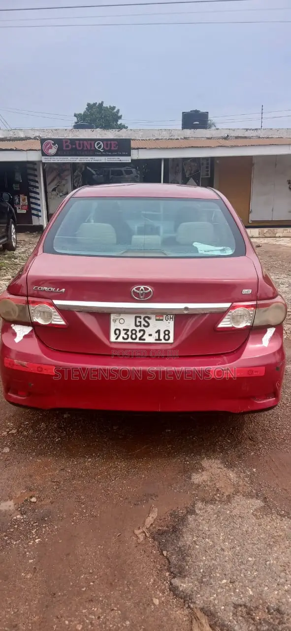 Toyota Corolla L 4-Speed Automatic 2013 Red