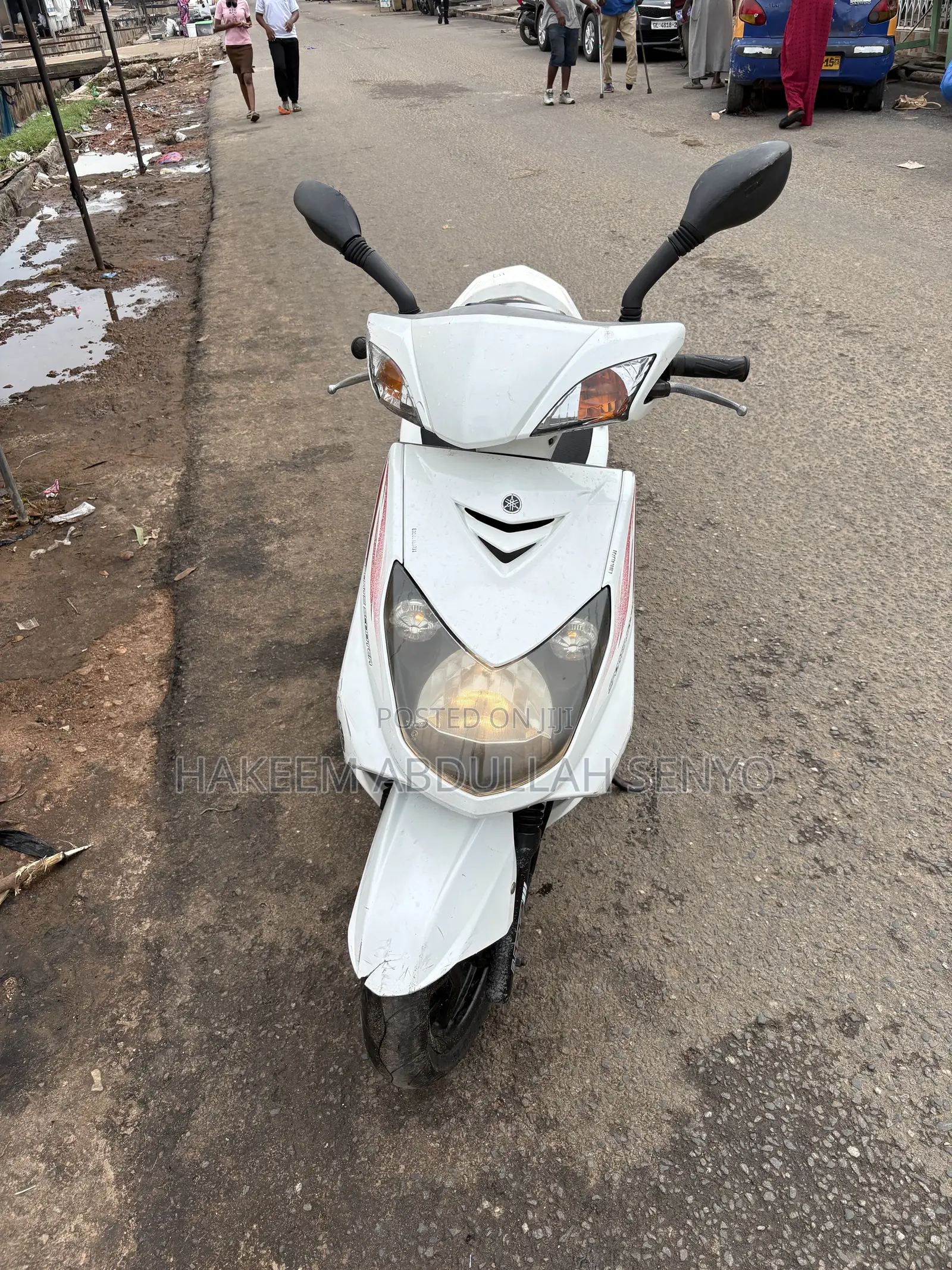 Yamaha 2012 White