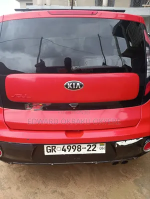 Kia Soul Hatchback 2017 Red