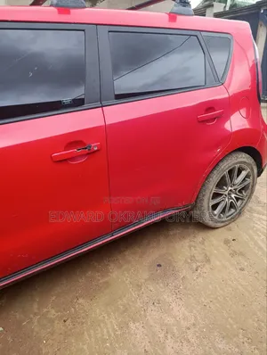 Kia Soul Hatchback 2017 Red