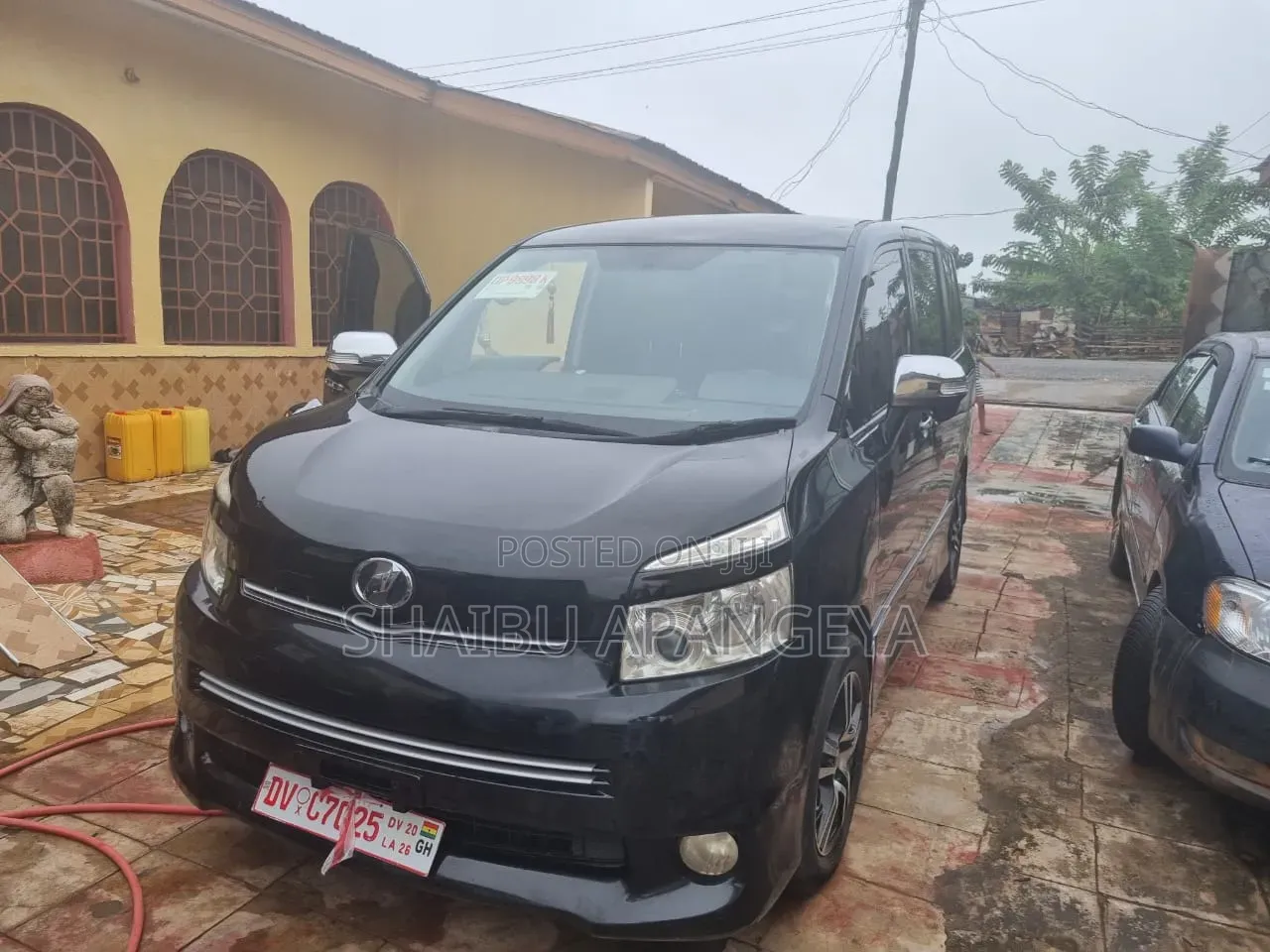 Toyota Voxy 2010 Black
