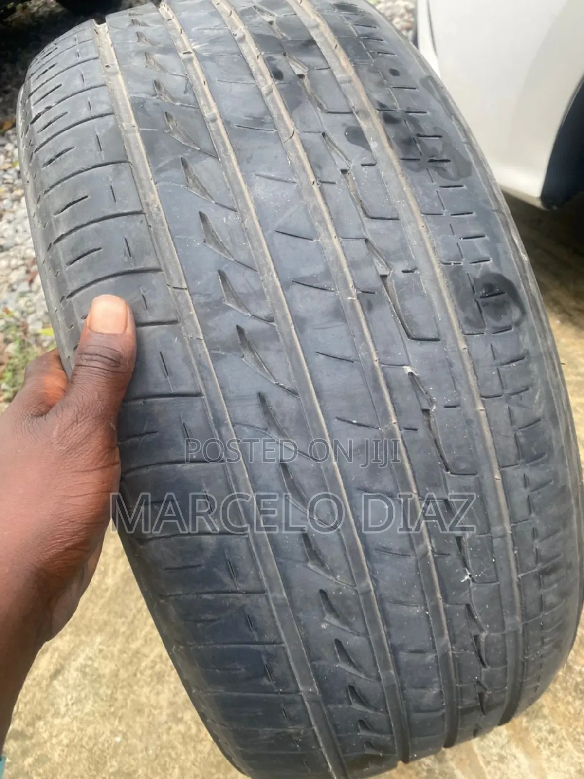 245/45/R19 Car Tire