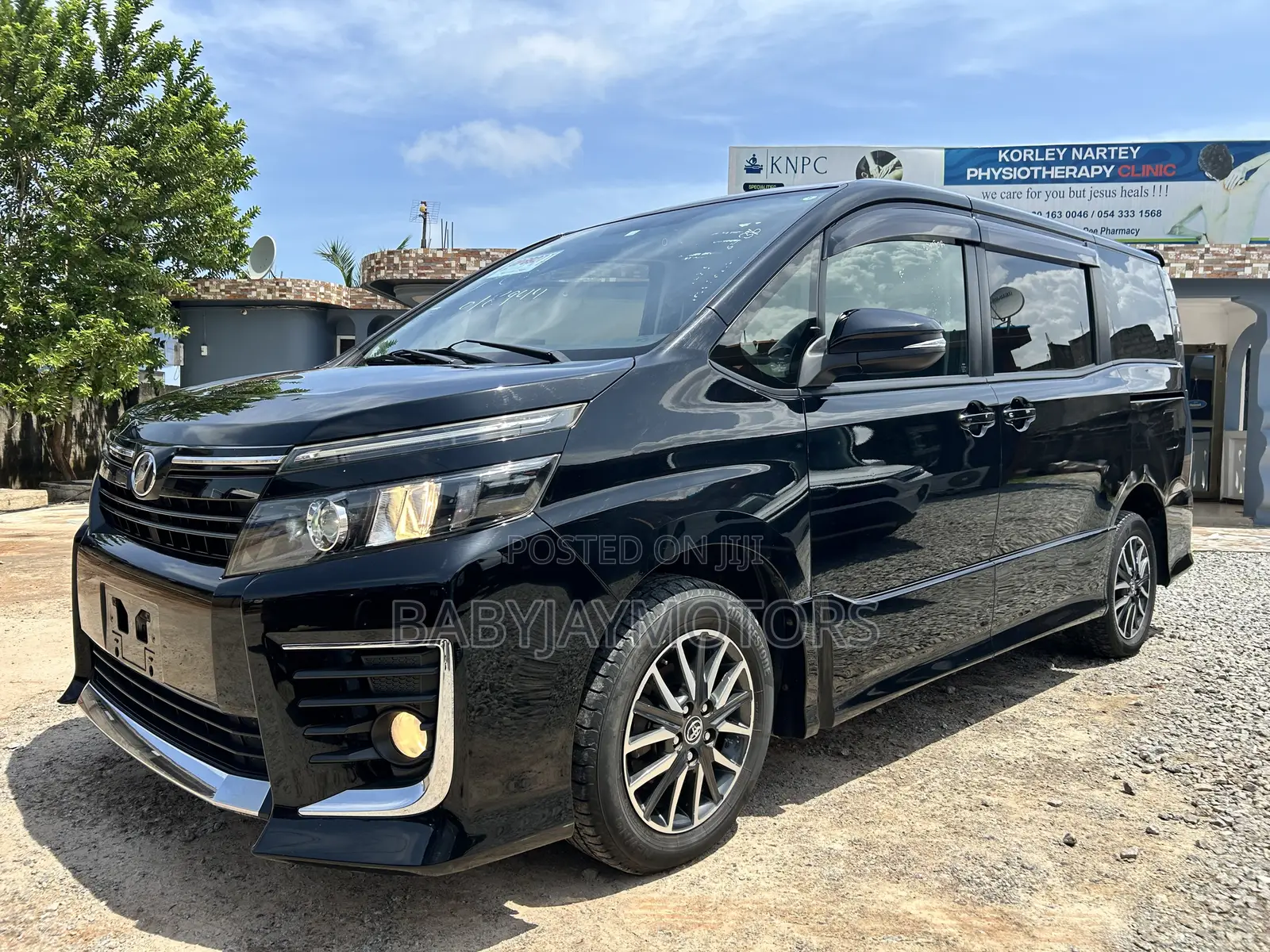 Toyota Voxy SV Premium 2014 Black
