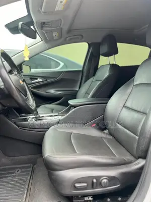 Chevrolet Malibu Premier 2020 Silver