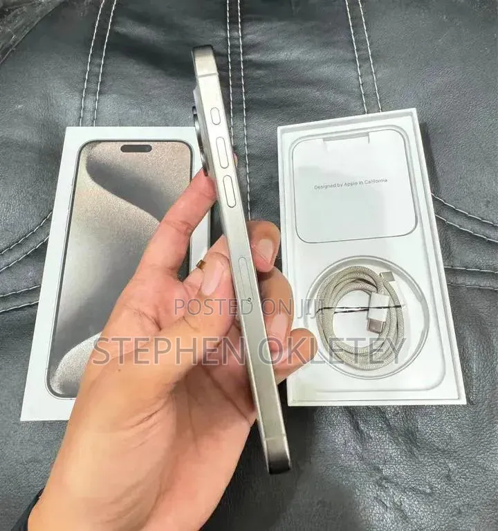 Apple iPhone 15 Pro Max 256 GB Silver