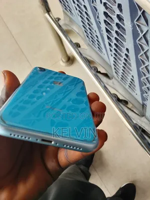 Apple iPhone XR 64 GB Blue