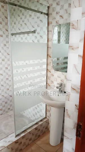 2bdrm Block of Flats in Effiduase Koforidua, New-Juaben Municipal