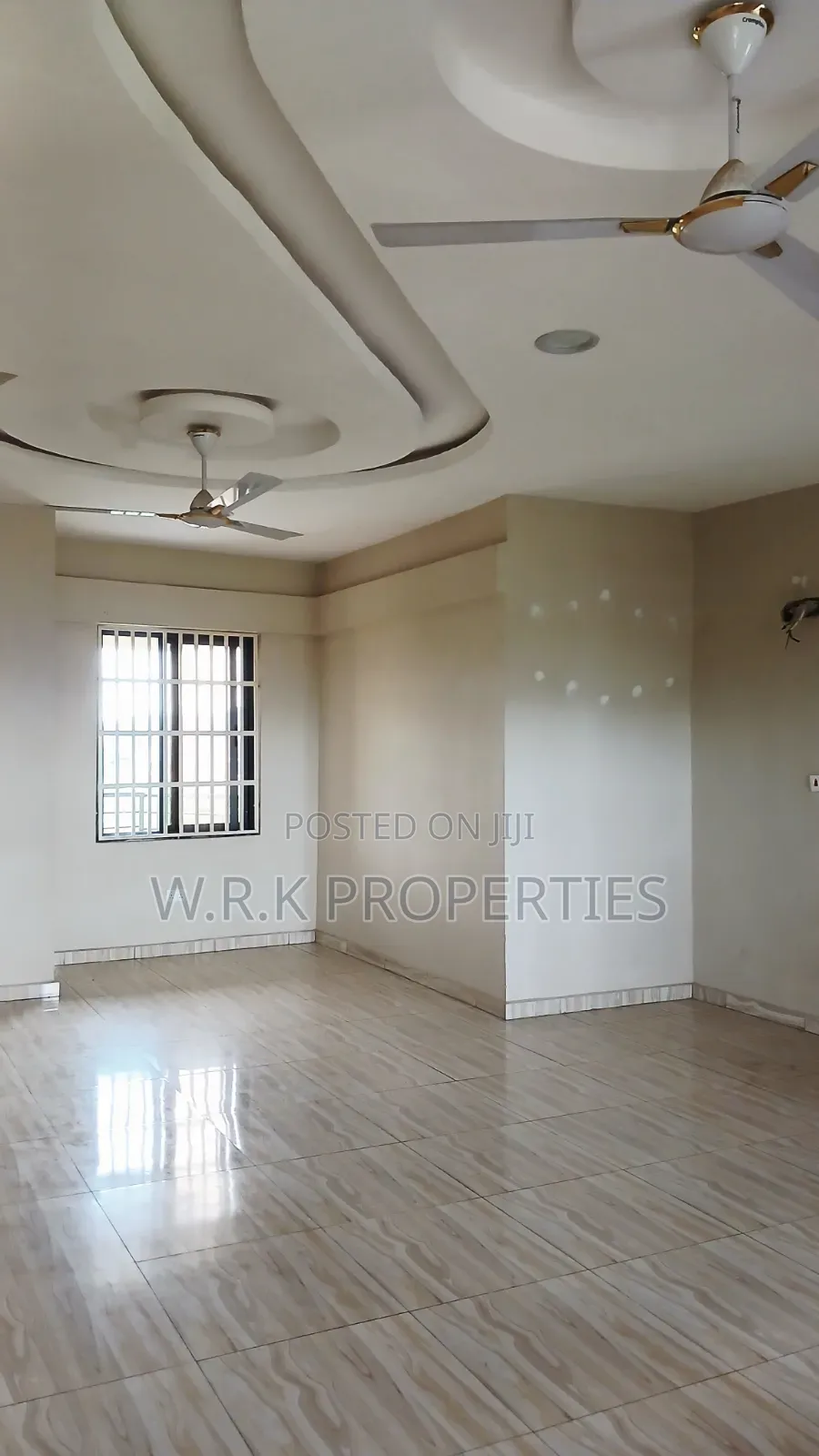 2bdrm Block of Flats in Effiduase Koforidua, New-Juaben Municipal
