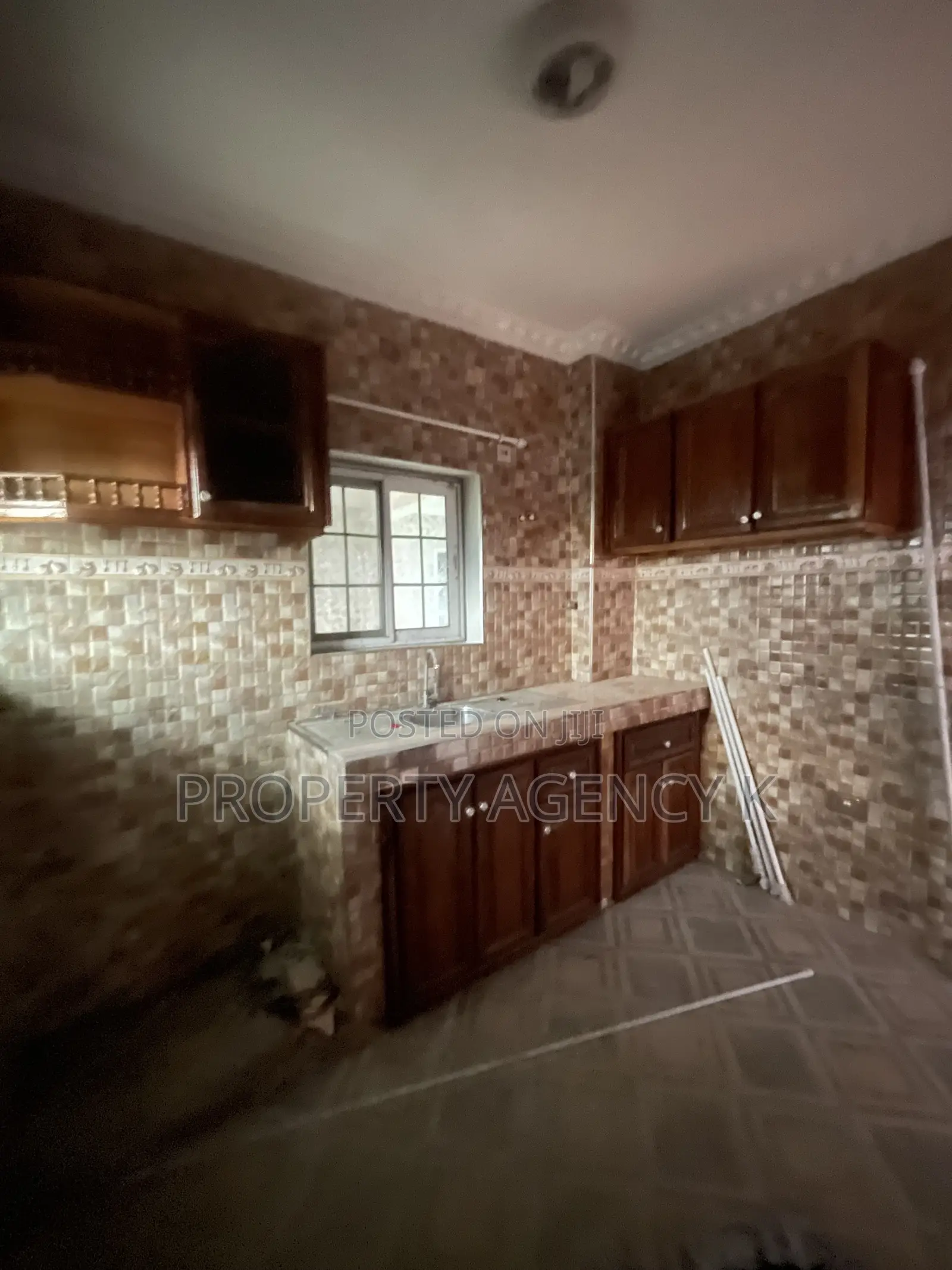 3bdrm Apartment in Ag, Sakaman for rent
