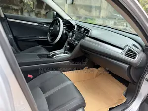 Honda Civic 2017 Silver