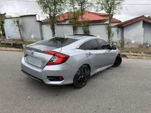 Honda Civic 2017 Silver
