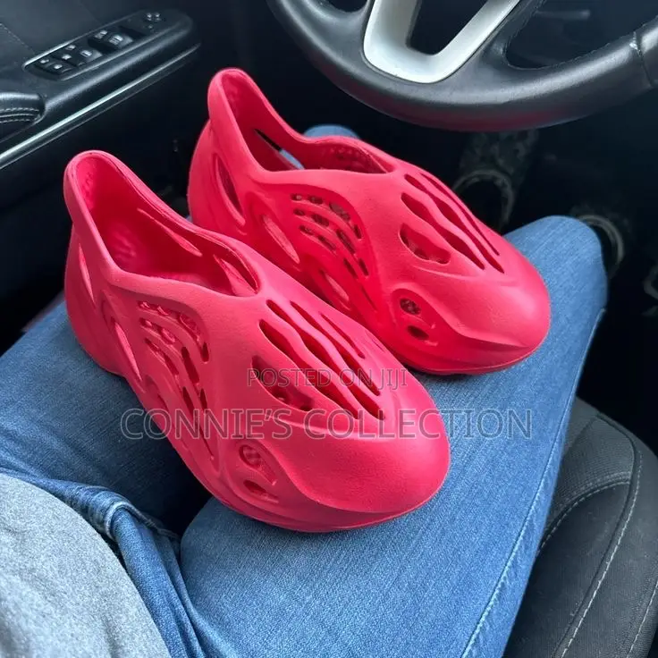 Adidas Yeezy Foam Runner
