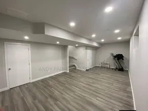 Expert Vinyl Flooring Installation: Professional Finish