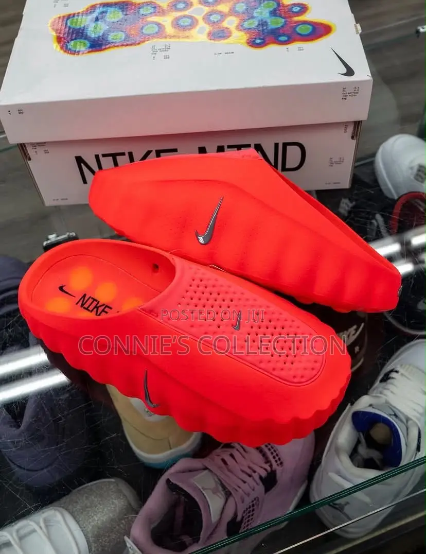 Nike Mind 001 Slide