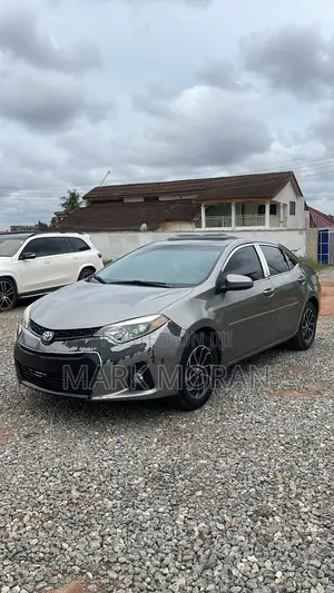 Toyota Corolla 2014 Brown