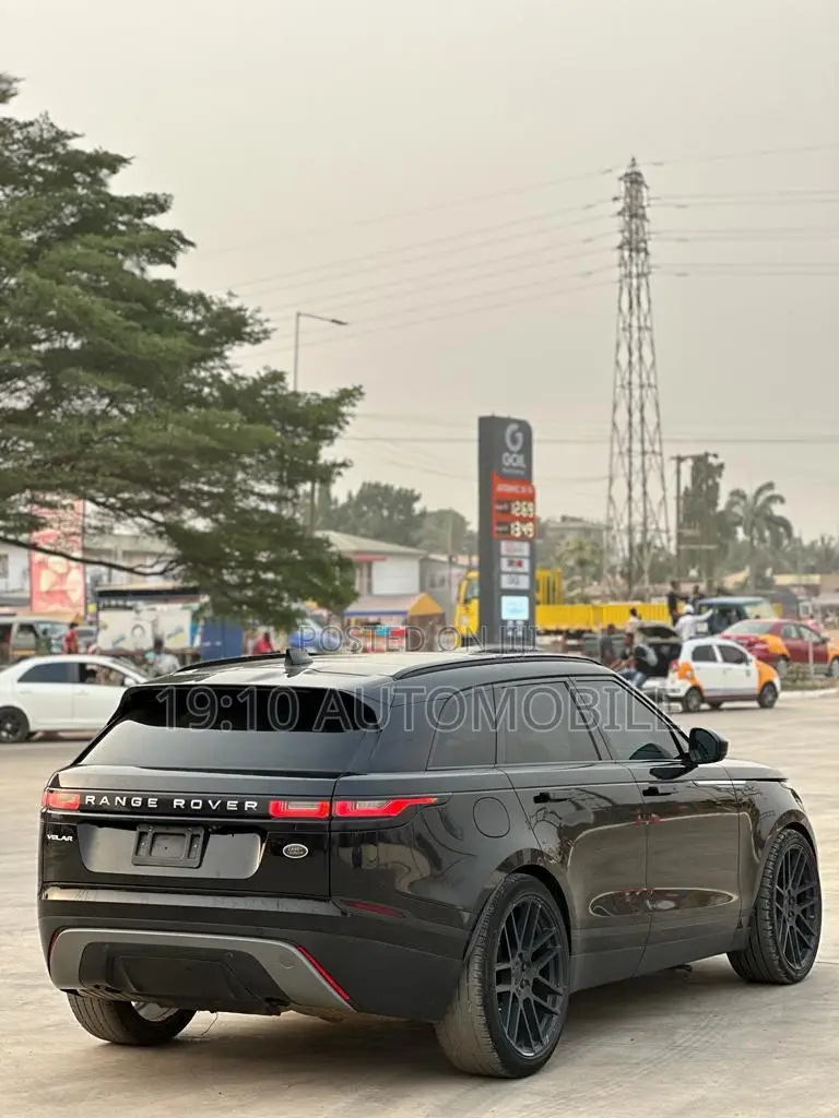 Land Rover Range Rover Velar R-Dynamic S 2023 Black