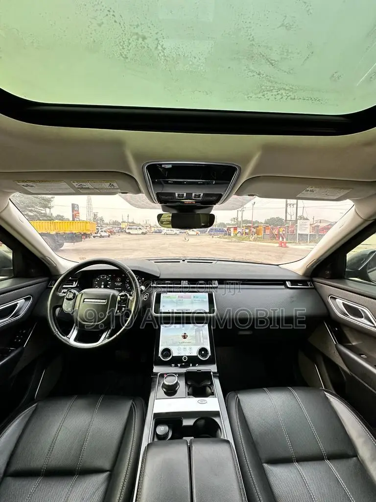 Land Rover Range Rover Velar R-Dynamic S 2023 Black