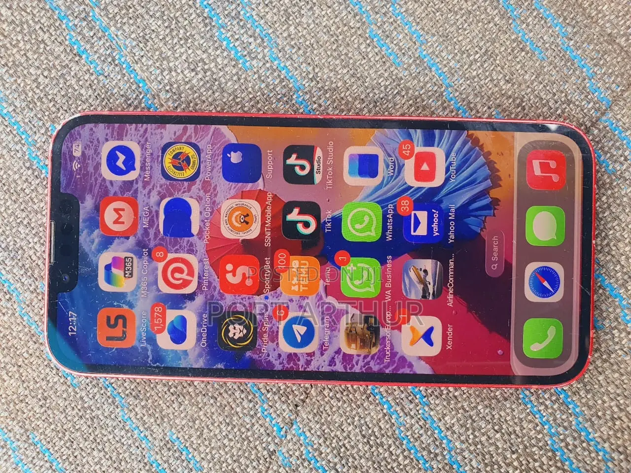 Apple iPhone 13 128 GB Red