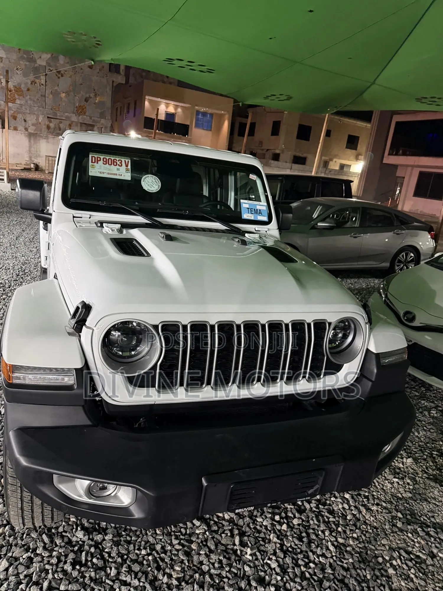 Jeep Wrangler Sahara 4 Door 4x4 2024 White