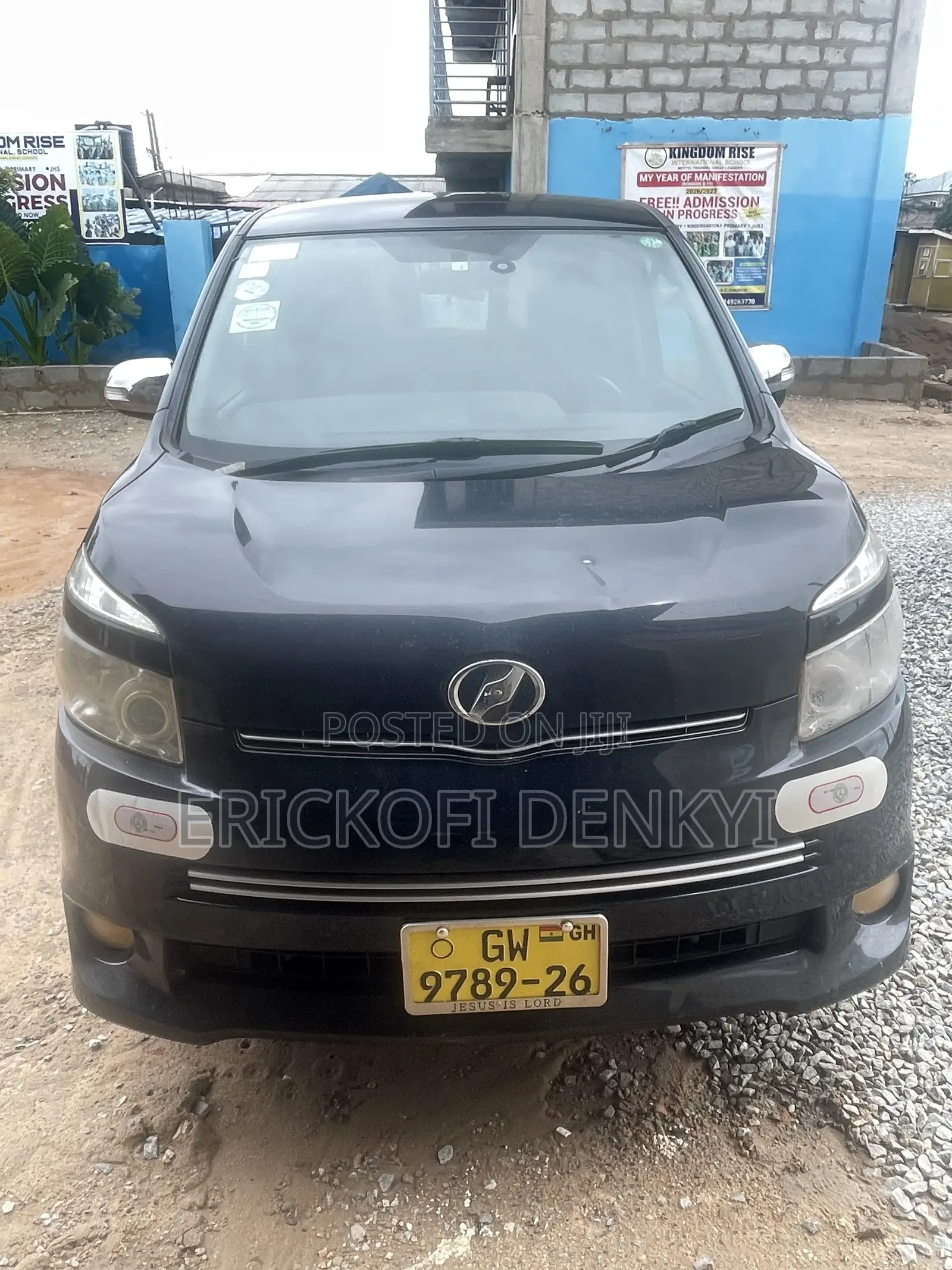 Toyota Voxy 2010 Black