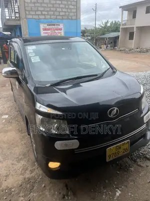 Toyota Voxy 2010 Black
