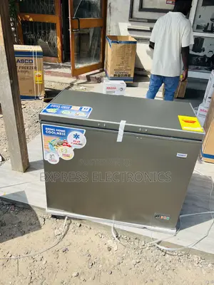 Ultra Modern Sleek Chest Freezer Single Door 200l