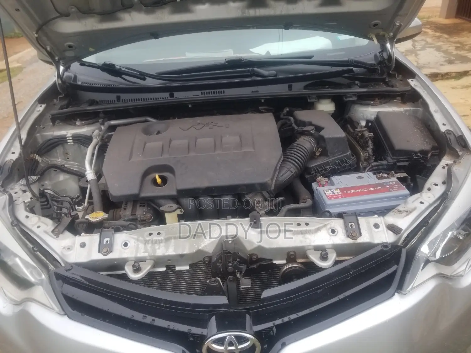 Toyota Corolla LE 4dr Sedan (1.8L 4cyl CVT) 2016 Silver