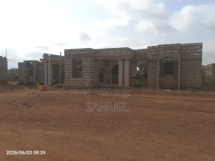 6bdrm House in Ob Global Agency, Atwima Kwanwoma for sale