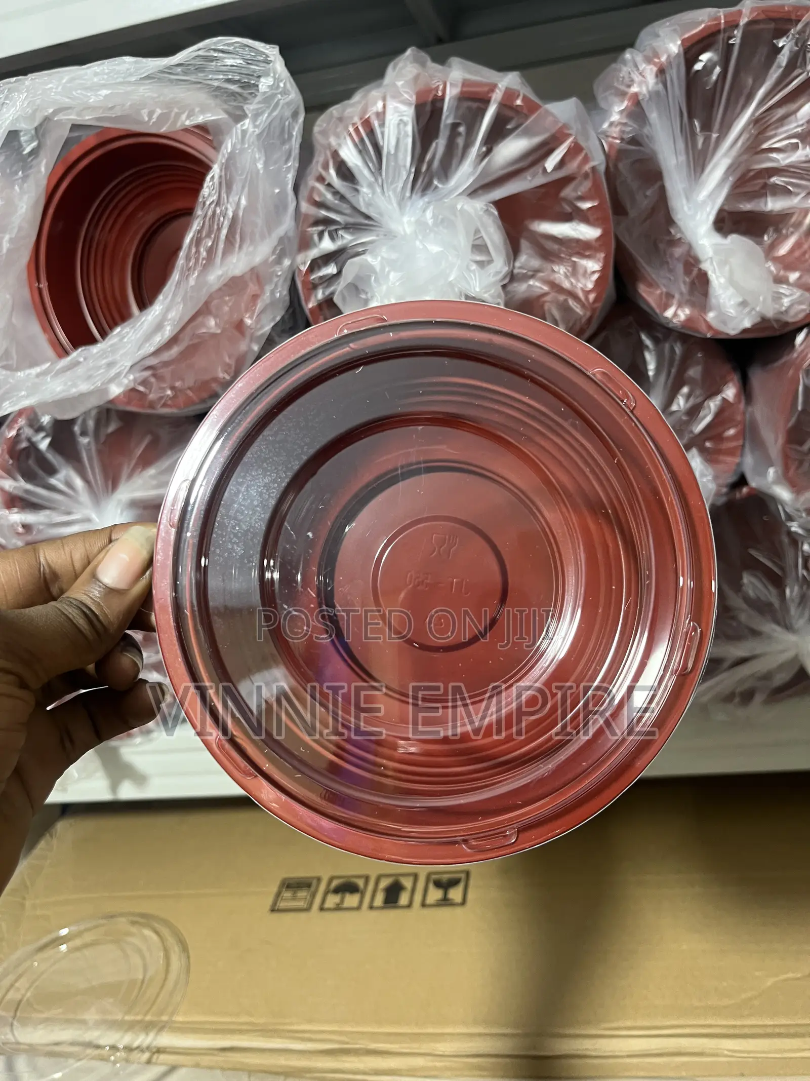 Red Black Round 550ml Plastic Bowl Disposable