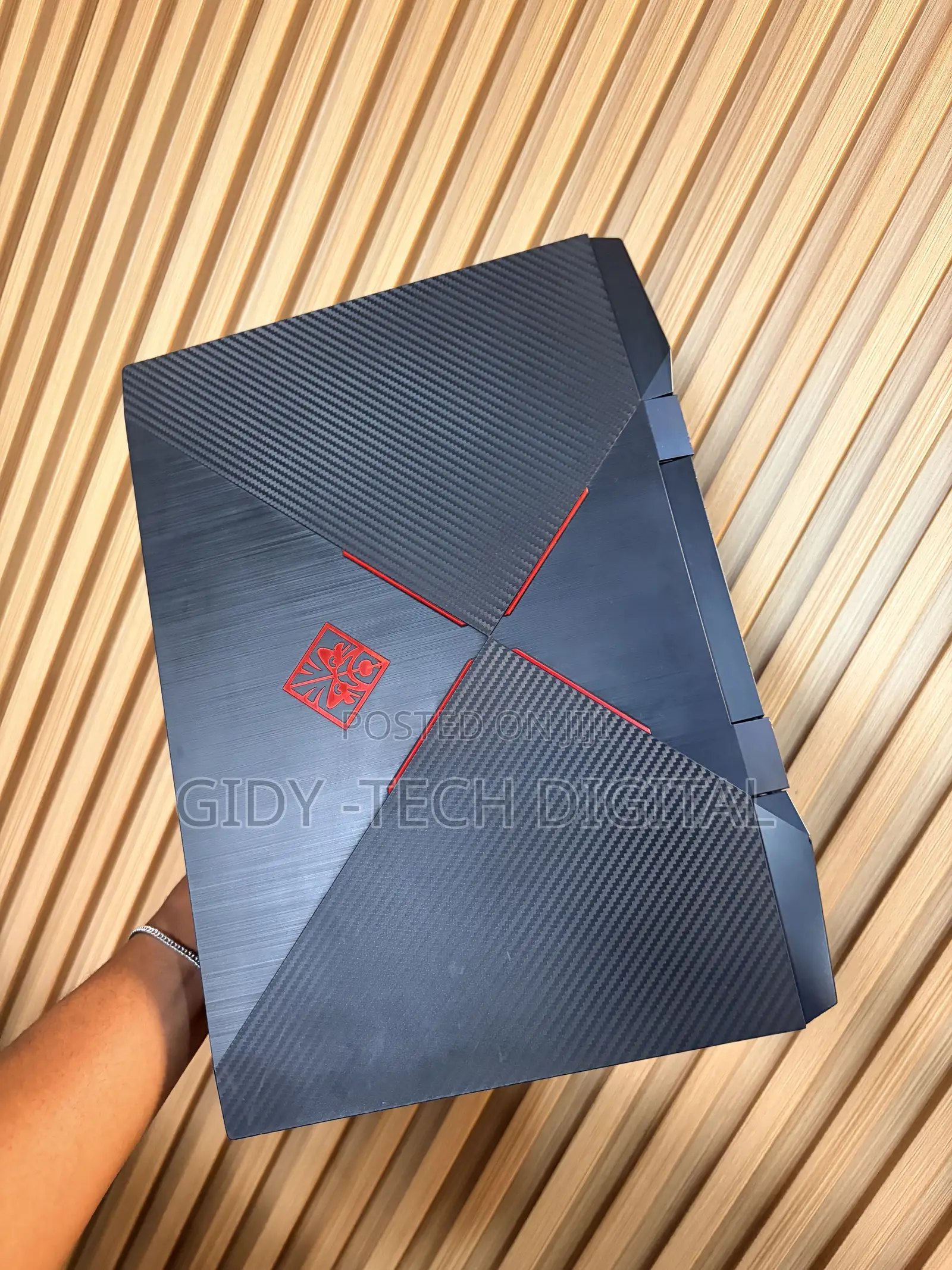 Laptop HP Omen 15 16GB Intel Core i5 HDD+SSD 1T