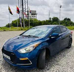 Hyundai Elantra Limited 4dr Sedan (1.8L 4cyl 6A) 2015