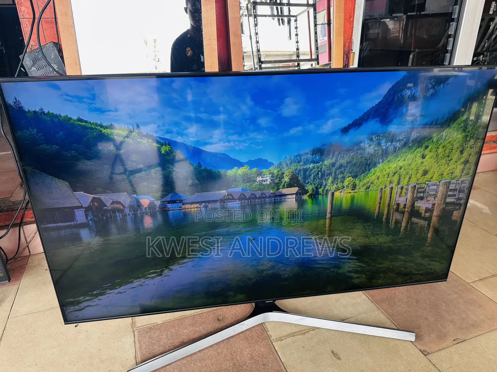 Samsung 55’ Smart Tv