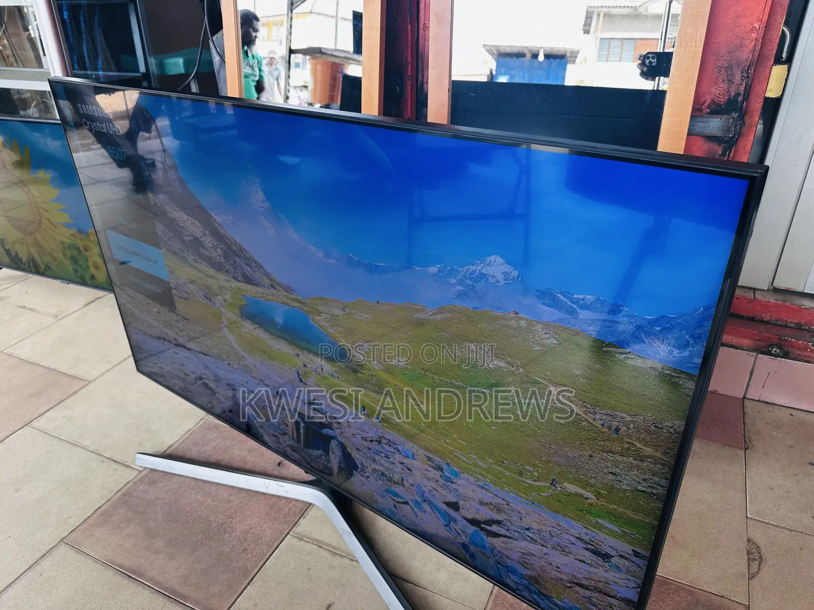 Samsung 55’ Smart Tv