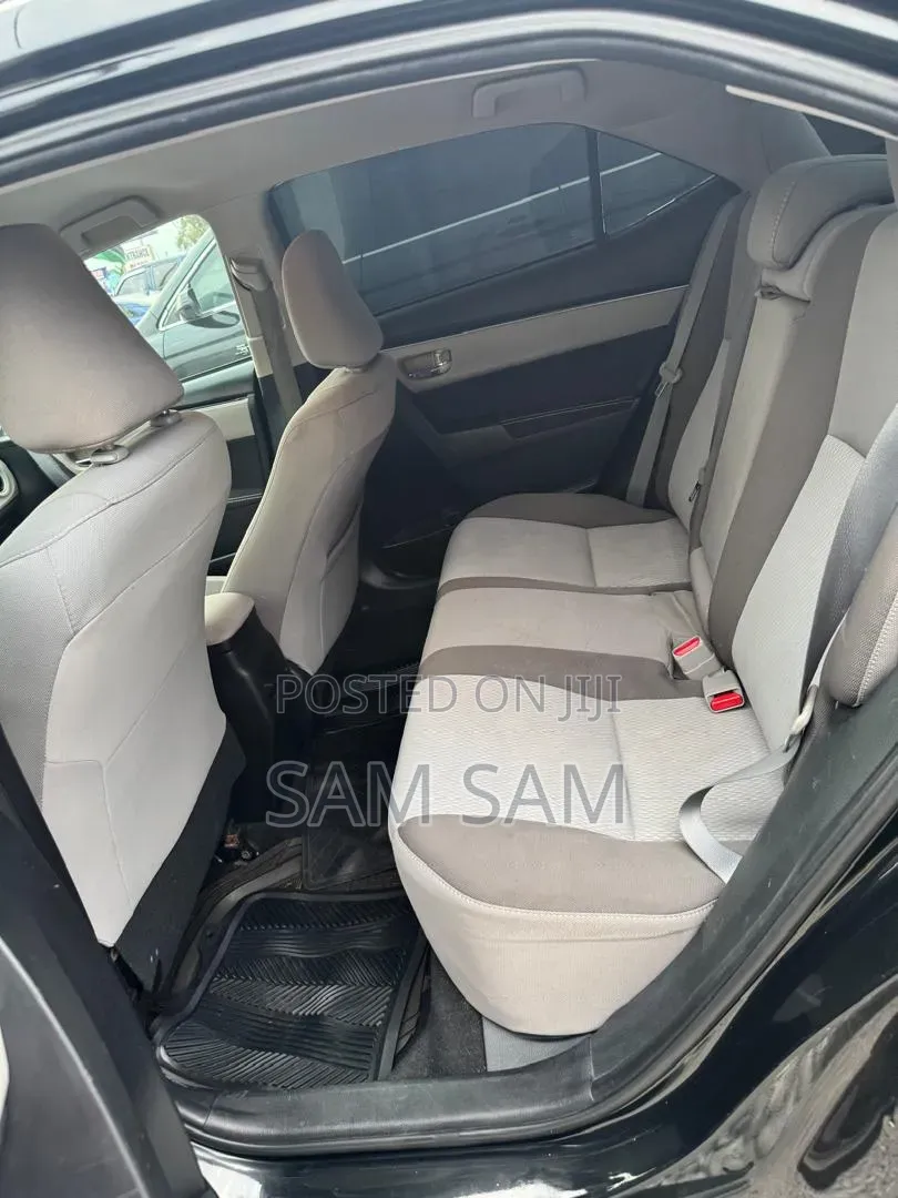 Toyota Corolla 2018 Black