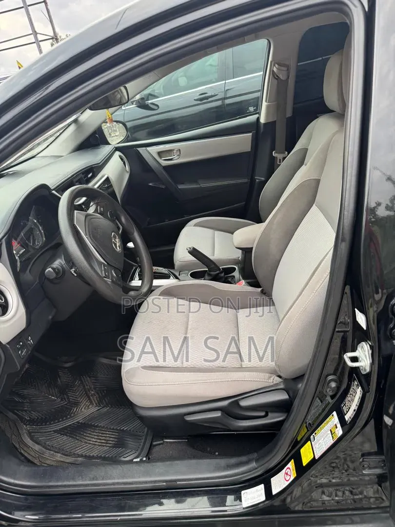 Toyota Corolla 2018 Black