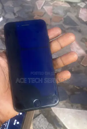 Apple iPhone 7 128 GB Black