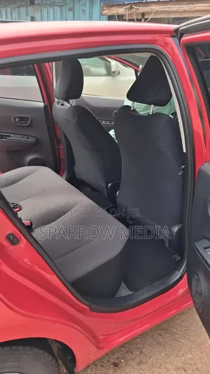 Toyota Vitz 1.3 AWD 5dr 2013 Red