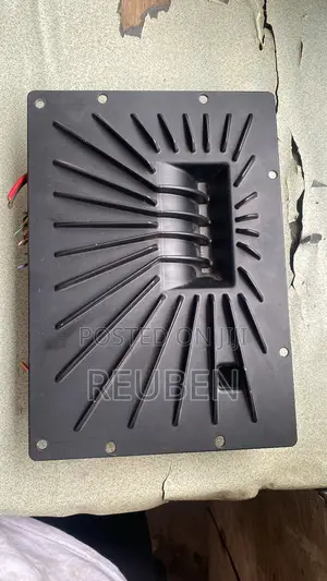Amplifier for Land Rover and Jaguar Vehicles