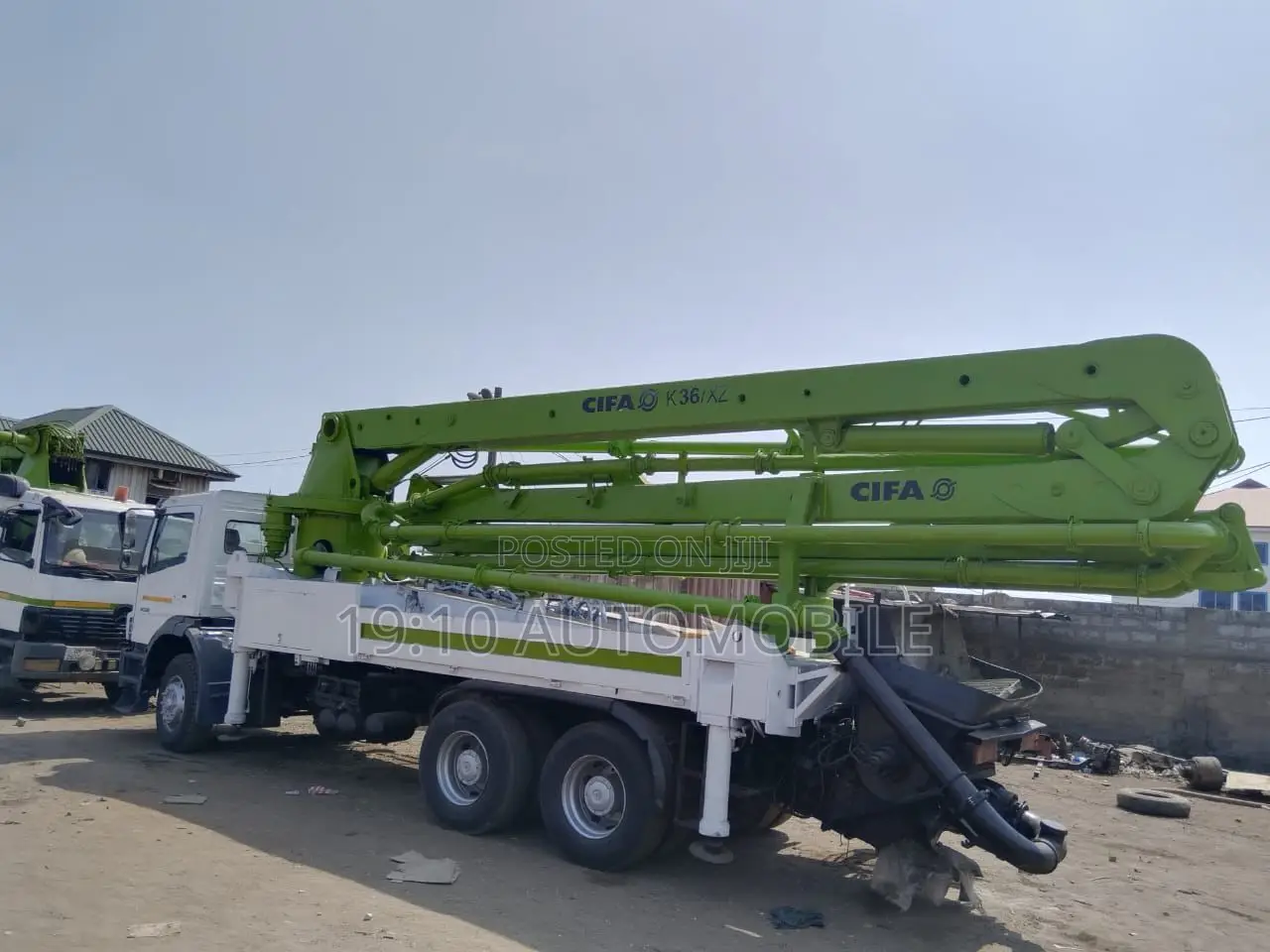 Mercedes Benz Axor 3028 Cifa (2006) Model