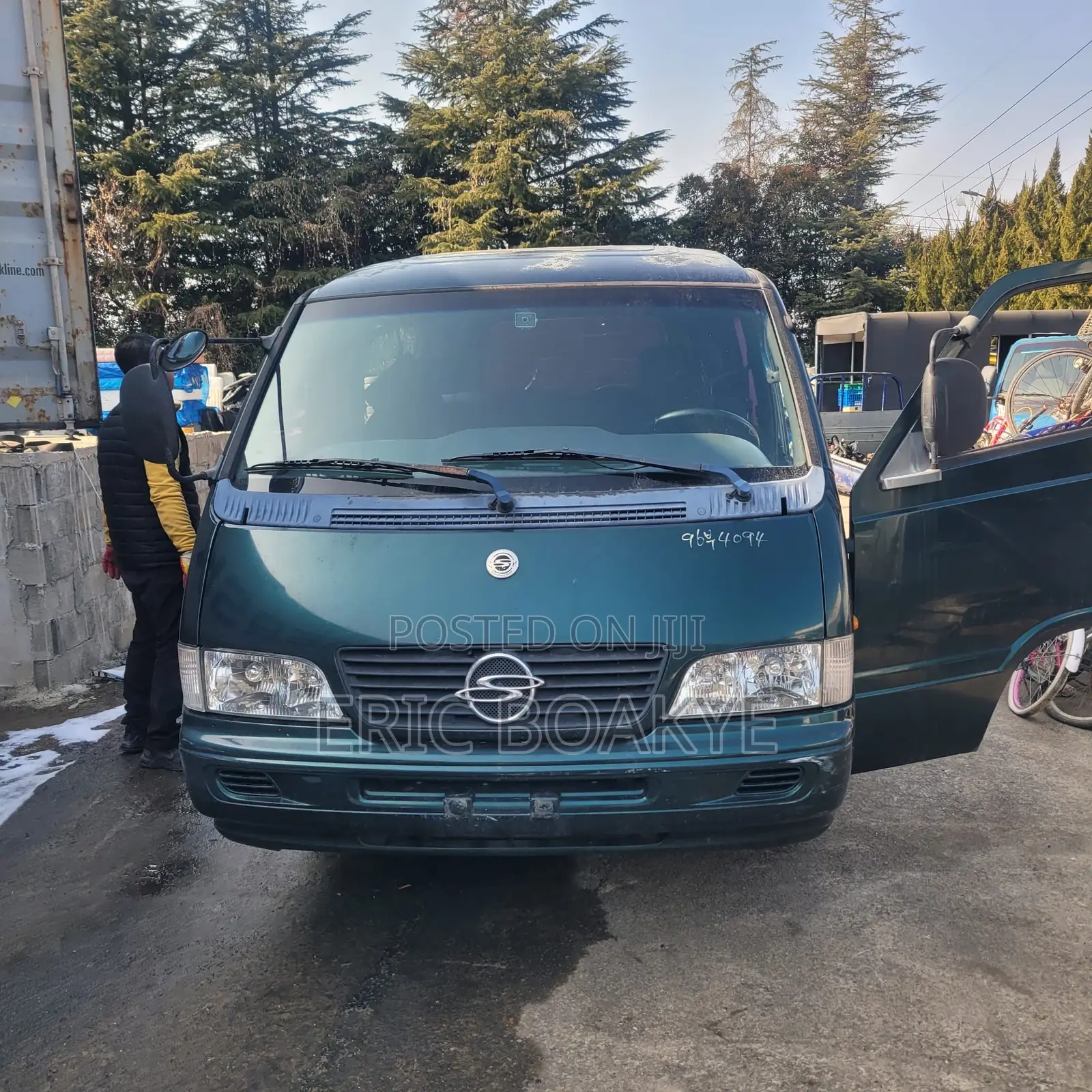 Bus 2015 Green