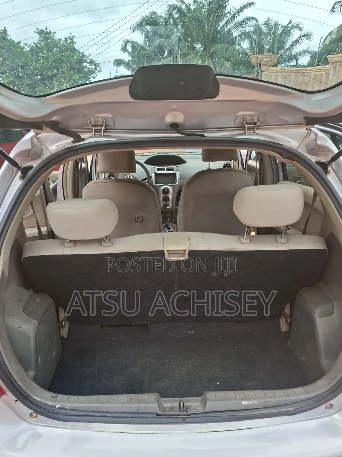 Toyota Vitz 1.0 FWD 3dr 2010 Silver
