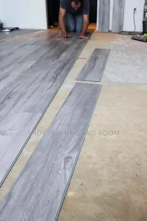 Reliable Flooring Contractors: Vinyl Installation