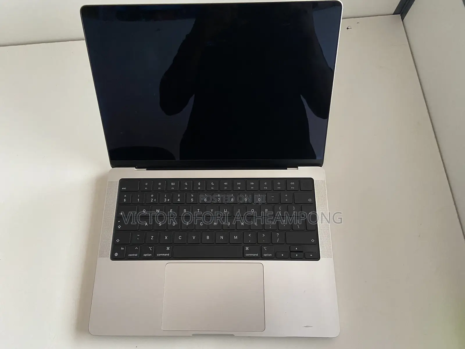 Laptop Apple MacBook Pro 2021 M1 16GB Apple M1 Pro SSD 512GB